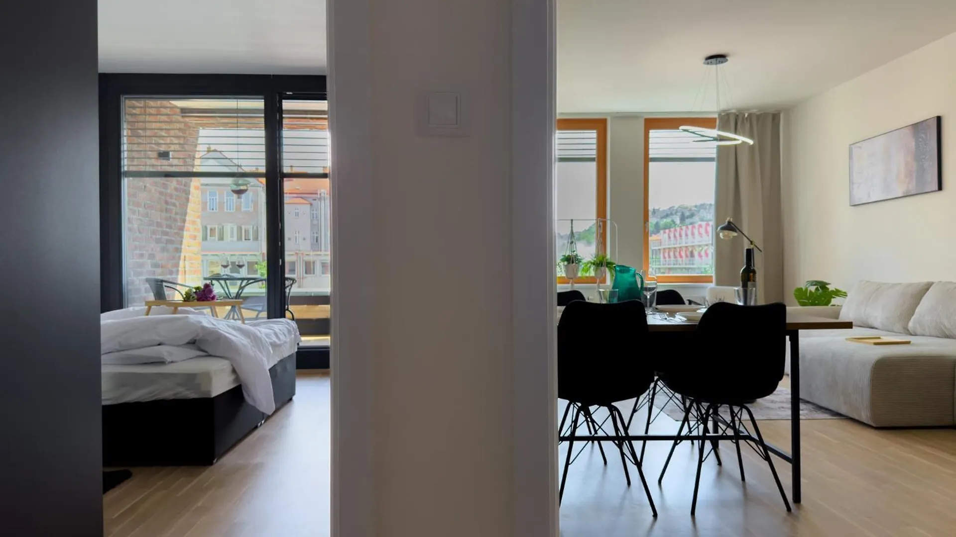Central Riverside Apartment - Free Parking Praga 0*,